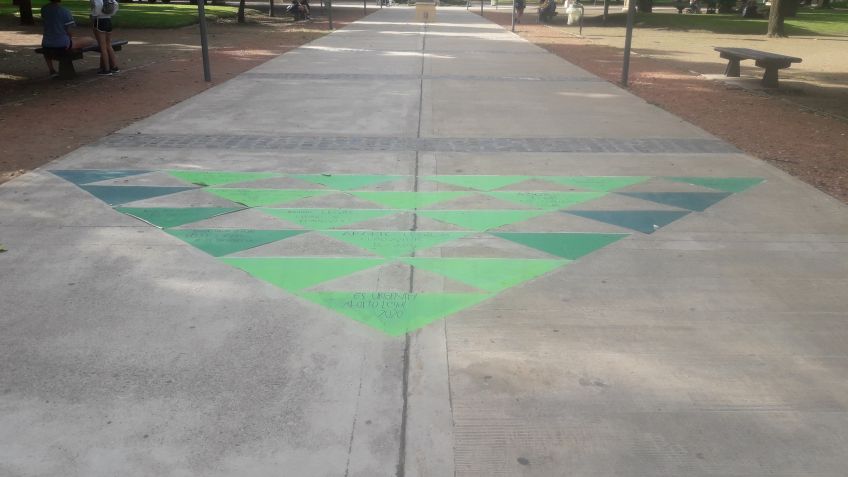 Se pintaron pañuelos verdes a favor de la legalización del aborto