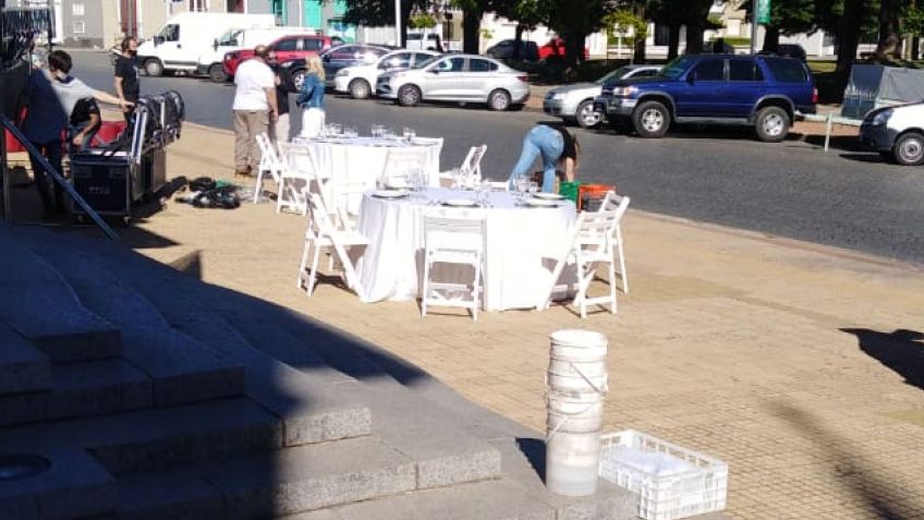 Con una "muestra viva" frente al Municipio, reclaman los organizadores de eventos