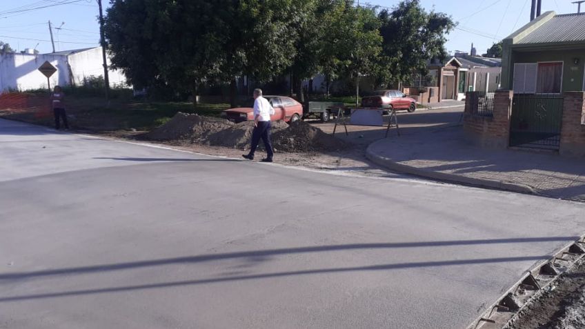 Avanza la pavimentación de cuatro cuadras de Casacuberta