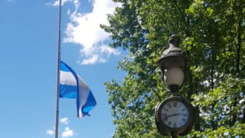 Tandil adhirió a los tres días de duelo decretados por el Presidente