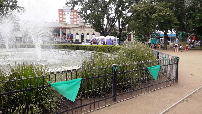 En Tandil también hay vigilia esperando la legalización del aborto