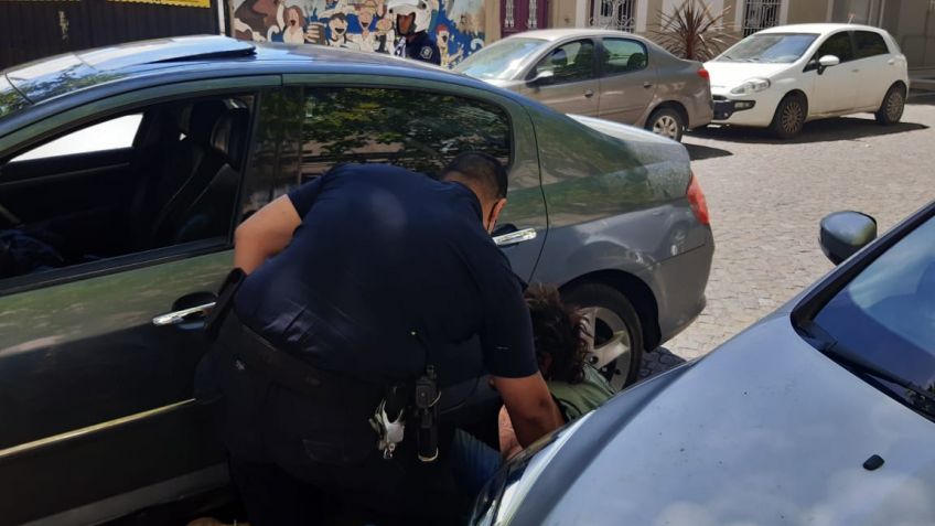 Violó una restricción de acercamiento y terminó en una persecución policial