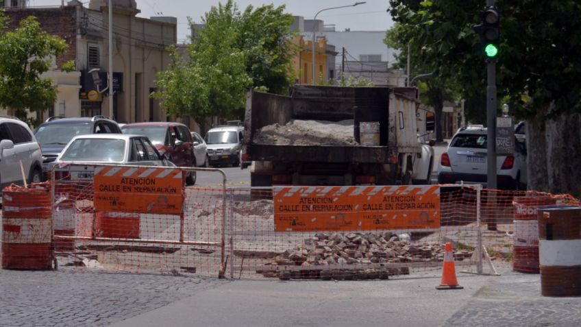 Cortes y restricciones de tránsito en "las 4 avenidas" por arreglo de la bocacalle