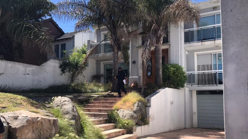 Vestidos de policías, delincuentes realizaron violento asalto en una casa de El Cerrito 