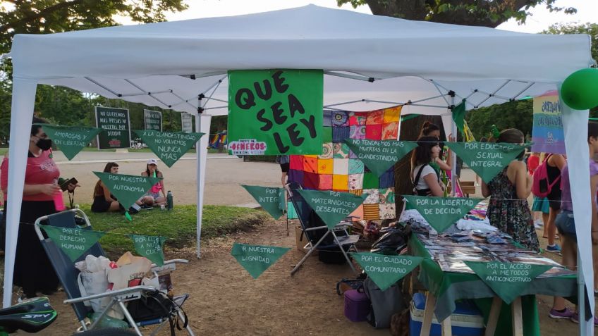 En Tandil también hay vigilia esperando la ley de aborto