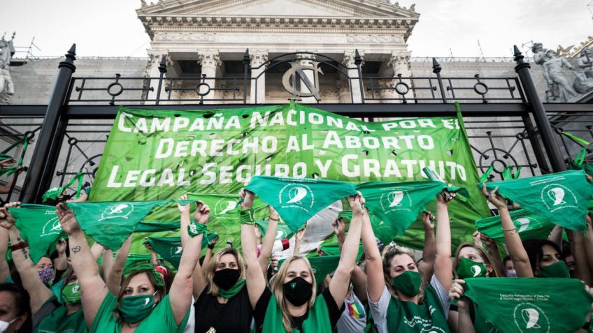 Mujeres criminalizadas por abortos dentro de las 14 semanas deberán ser sobreseídas