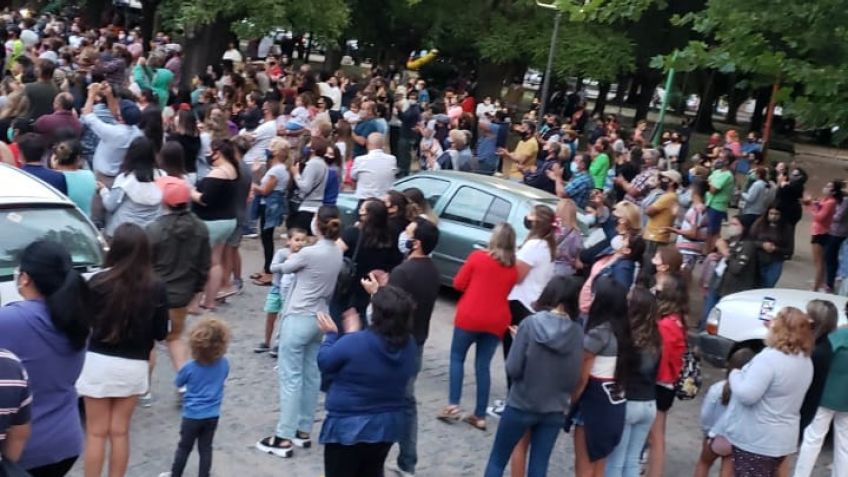 En medio de la movilización de los vecinos, detuvieron a una persona en Vela