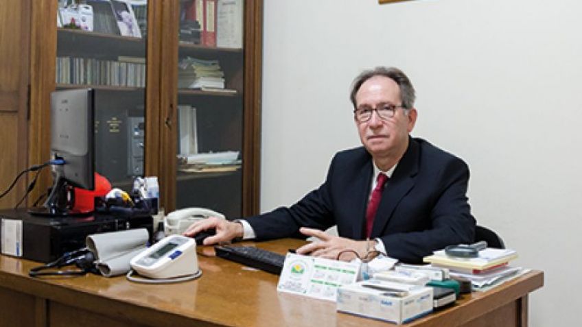 El Dr. Jorge Gentile, internado con Covid-19