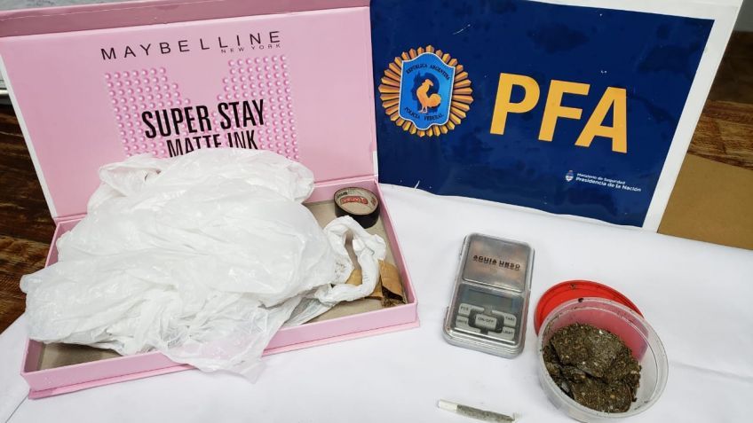 La policía secuestró marihuana en uno de sus operativos de prevención