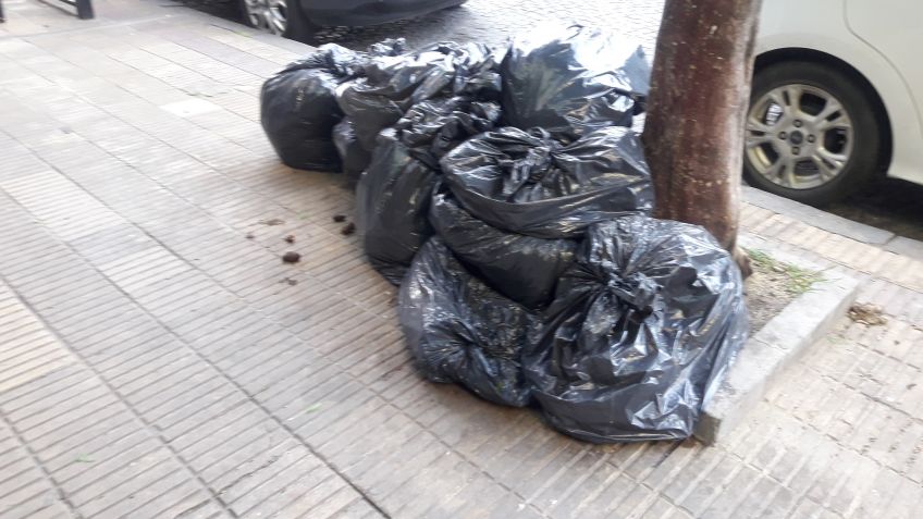 Alertan sobre falsos trabajadores de recolección que venden bolsas