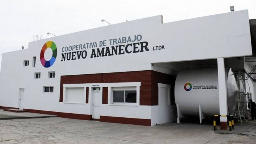 La Cooperativa Nuevo Amanecer donó casi cien mil litros de leche a comedores