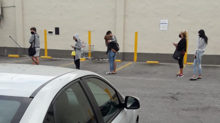 Reconocido local anunció liquidación y "explotó" de gente