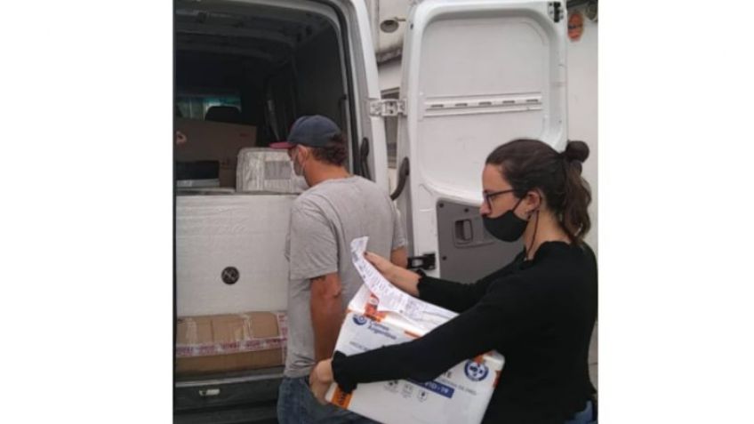 Las vacunas arribaron a la Uni Barrial. Foto: Darío Méndez