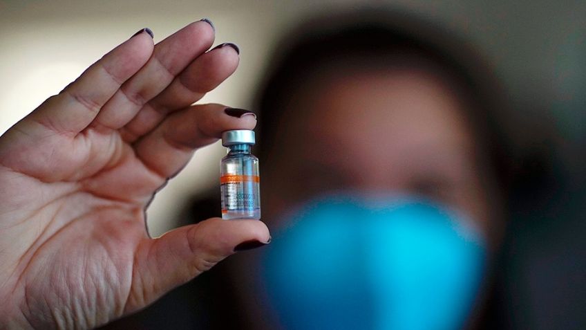 Con la llegada de las dosis de China, comenzará la vacunación a docentes
