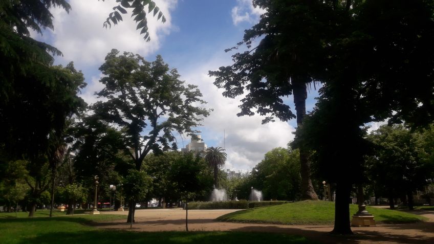 Sábado: 28º de máxima y cielo algo nublado
