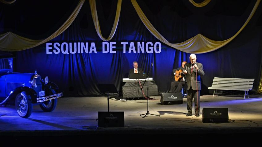 Se realizó una nueva edición de "La Esquina del Tango"
