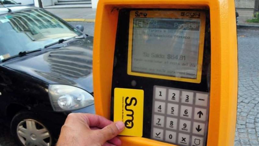 Parquímetros fuera de servicio por falta de energía solar