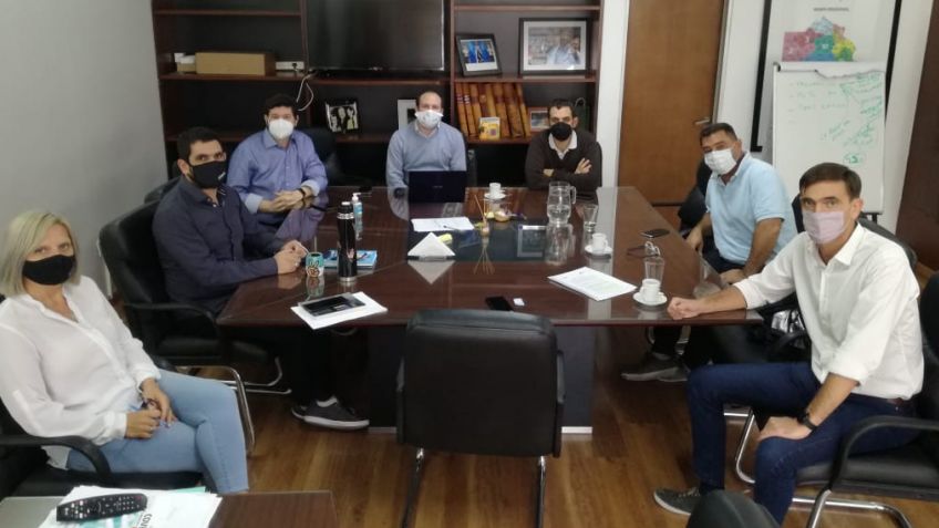 Iparraguirre se reunión con autoridades de IOMA y recibió importantes anuncios