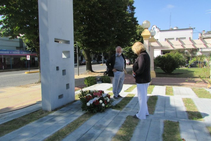 Los radicales llamaron a "tener memoria para que no vuelva a suceder"