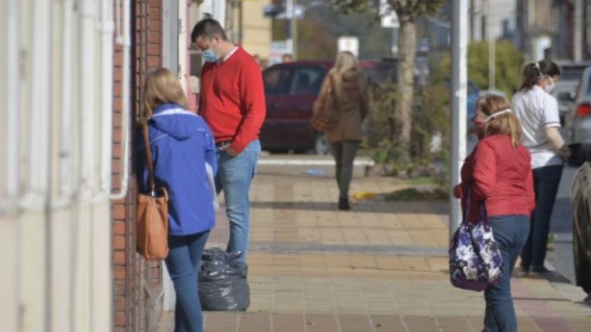 Provincia planea aplicar "una serie de medidas escalonadas" para reducir los contagios