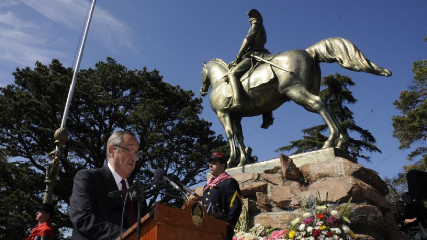 Acto protocolar "reducido" para celebrar el 198 aniversario de Tandil