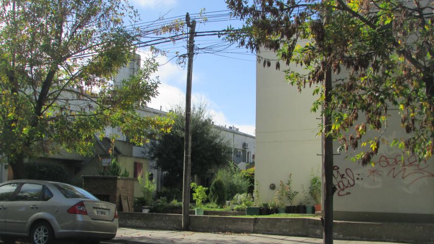 Un incendio provocó grandes pérdidas en un departamento