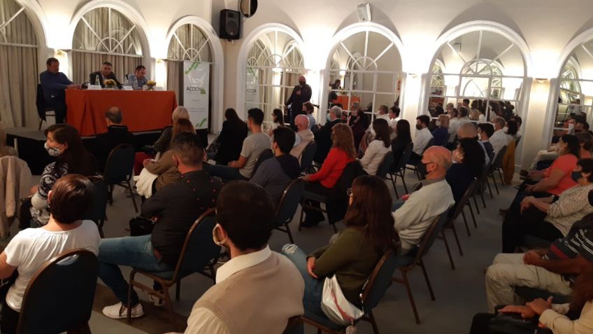 Gonzalo Santamarina le pone "Acción Tandilense" a la política local