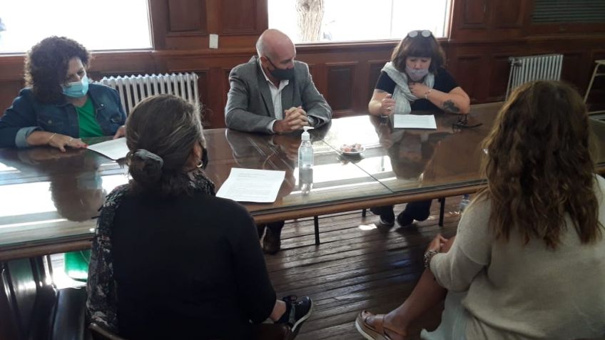"Es necesario revertir las asimetrías de poder instauradas en los ámbitos universitarios"