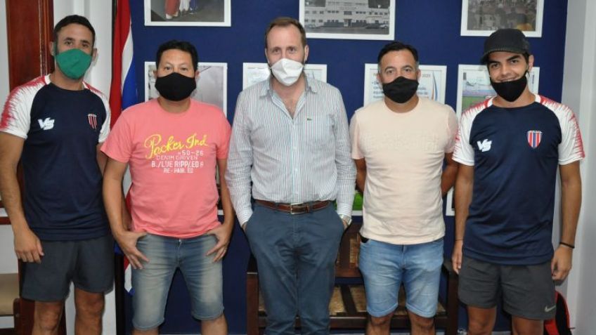 "Bochi" Abad dio positivo de Covid-19 y se suspendió Ferro - San José
