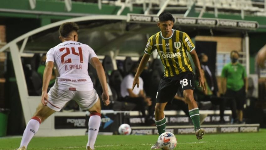El tandilense Matías González debutó en Banfield y fue clave para el empate