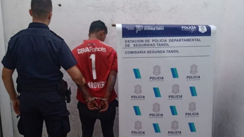 Detienen a dos delincuentes por "robo agravado por el uso de arma"