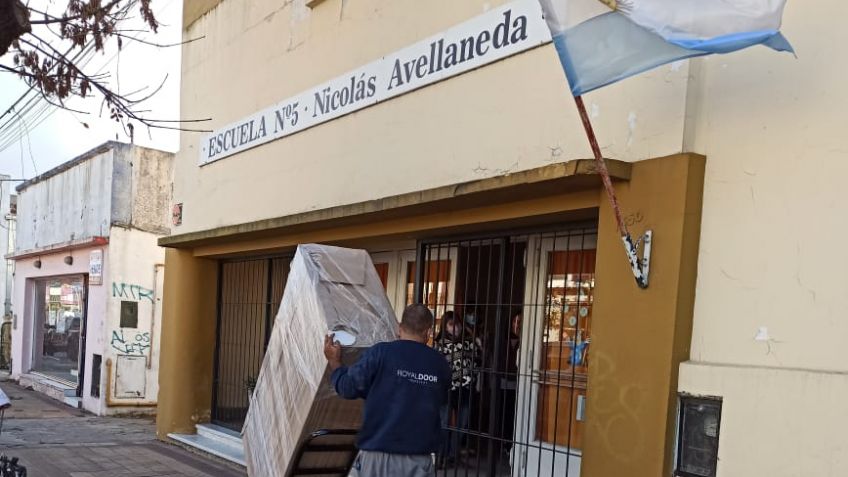 El Consejo Escolar continúa con la entrega de mobiliario en distintas escuelas