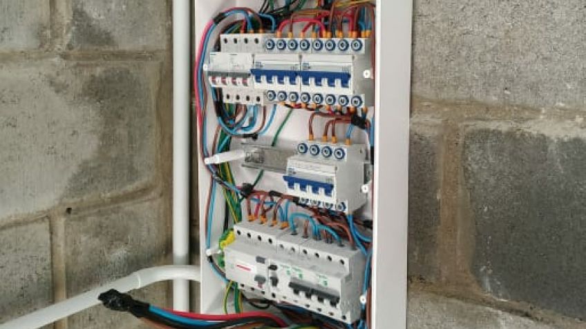 Santamarina realizó obras eléctricas y de fibra óptica en el predio "Centenario"