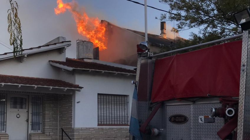 Un incendio afectó a una vivienda en Roser al 1400