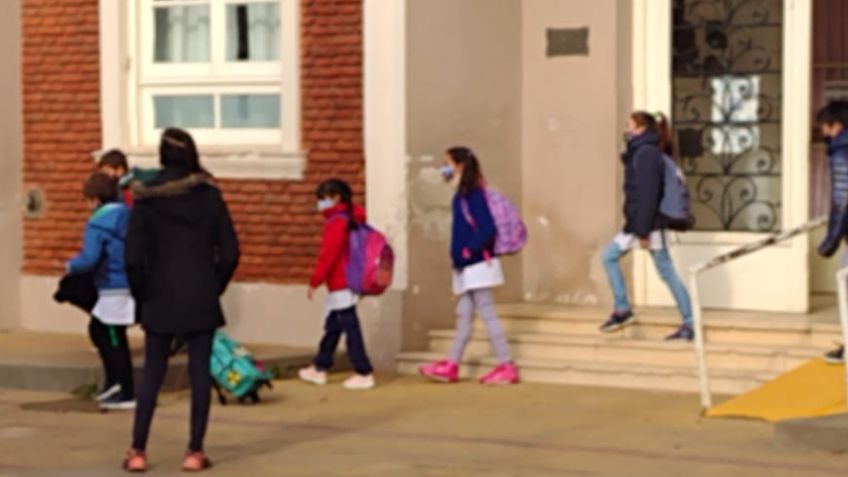 Salida de una burbuja de la escuela primaria de Vela.