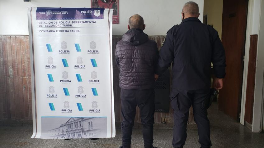 Detienen a quien robó un celular del interior un camión