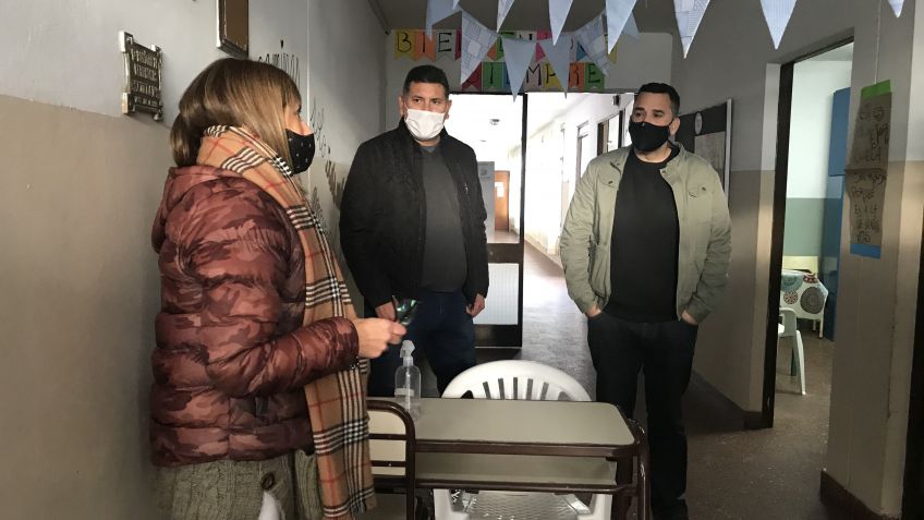 Referente de "Somos Barrios de Pie" pasó por Tandil y remarcó que "la salida es el trabajo"