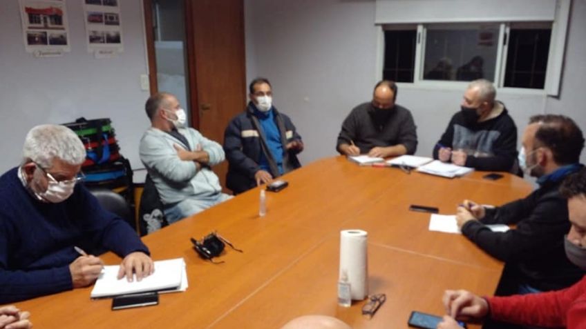 Responsables de áreas y delegados gremiales expusieron sobre la reducción horaria en salud