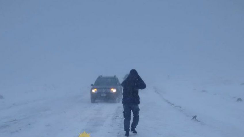 Rescatan a tandilenses que habían quedado varados por la nieve en Neuquén 