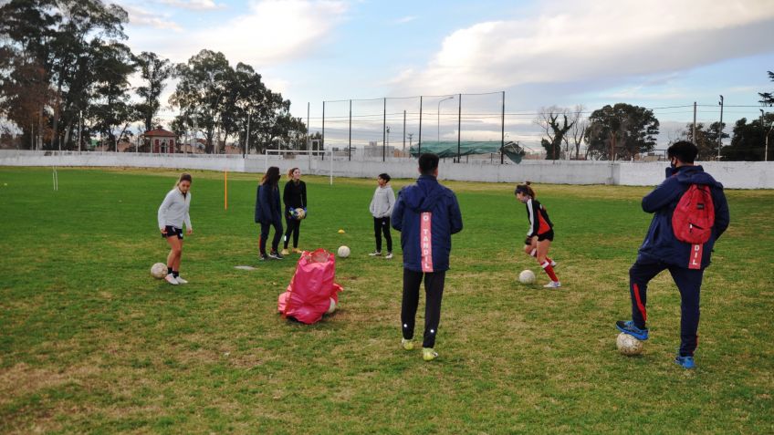 El futbol de Ferro volvió a los entrenamientos
