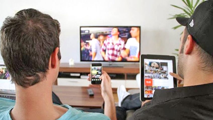 Autorizan un aumento retroactivo a julio en las tarifas de internet, telefonía y cable