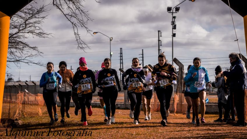 Volvió el atletismo federado con un evaluativo de cross corto