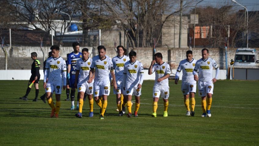 Santamarina visita a Barracas Central