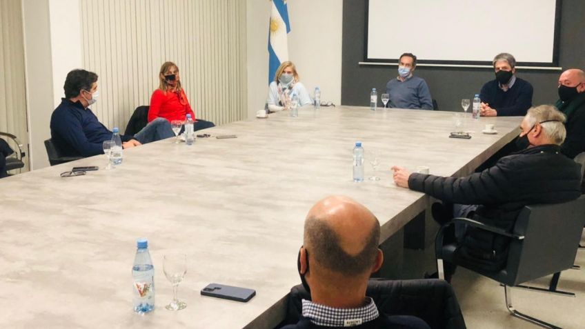 Marcos Nicolini y los precandidatos de su espacio se reunieron con autoridades de la CET
