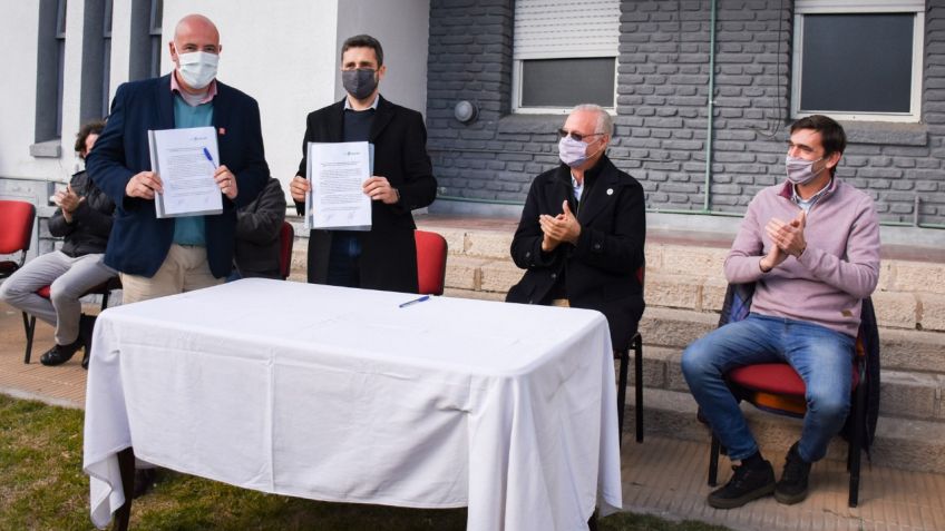 Iparraguirre y Gollán anunciaron la construcción de la Escuela de Enfermería