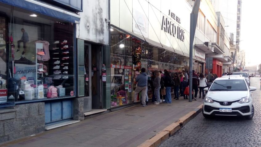 Gran movimiento en el centro comercial en la previa del día del niño