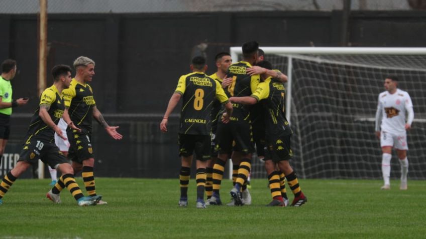 Santamarina recibe a Independiente Rivadavia de Mendoza