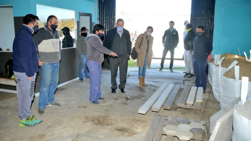 El Intendente visitó la Cooperativa el Núcleo y mantuvo un encuentro con los trabajadores