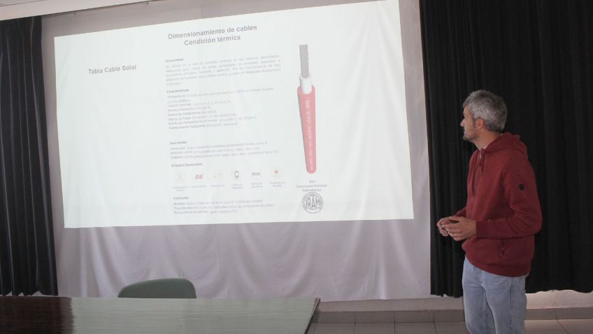Se retomó la presencialidad en el curso sobre energías renovables en la Usina 