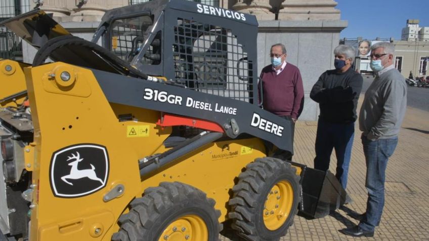 El Municipio adquirió nueva maquinaria para la Dirección de Servicios